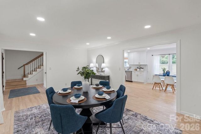 5910 Grosner Place, Charlotte, NC 28211