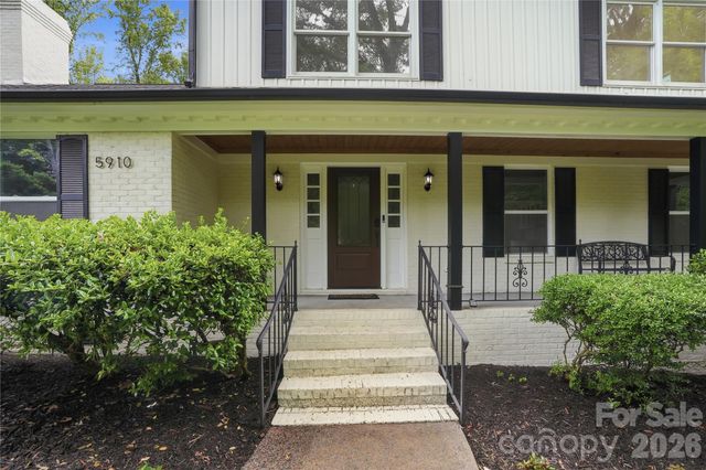 5910 Grosner Place, Charlotte, NC 28211