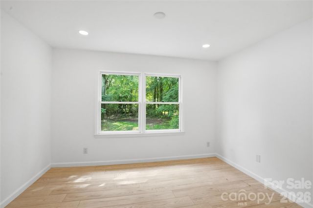 5910 Grosner Place, Charlotte, NC 28211