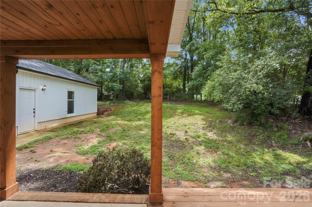 5910 Grosner Place, Charlotte, NC 28211