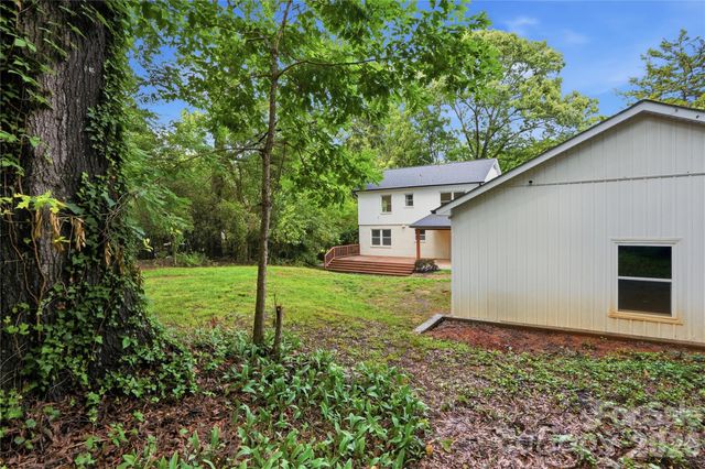 5910 Grosner Place, Charlotte, NC 28211