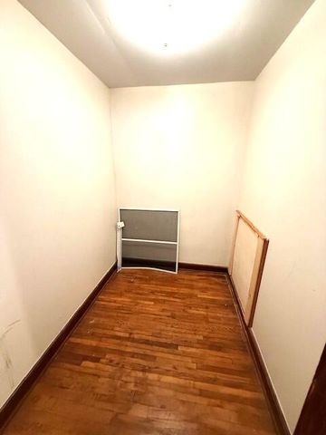 E 221 Parrish ST, Covington, VA 24426