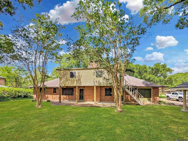 6526 Martin Dr, Zachary, LA 70791