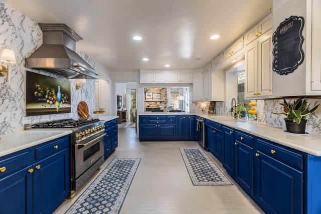 1809 Newton Place NE, Albuquerque, NM 87106