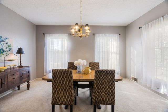 1809 Newton Place NE, Albuquerque, NM 87106