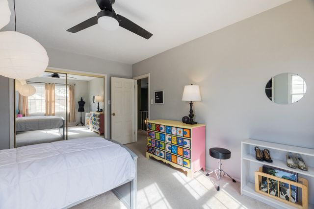 1809 Newton Place NE, Albuquerque, NM 87106