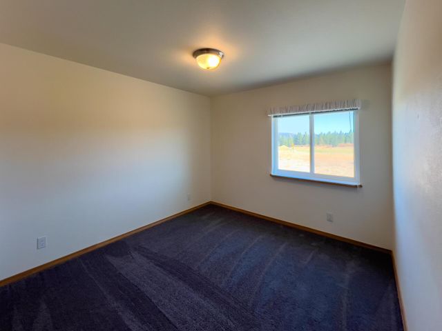 960 Philpott Rd, Colville, WA 99114