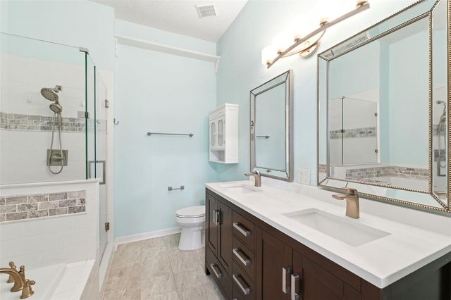 11421 GLENMONT DRIVE, Tampa, FL 33635