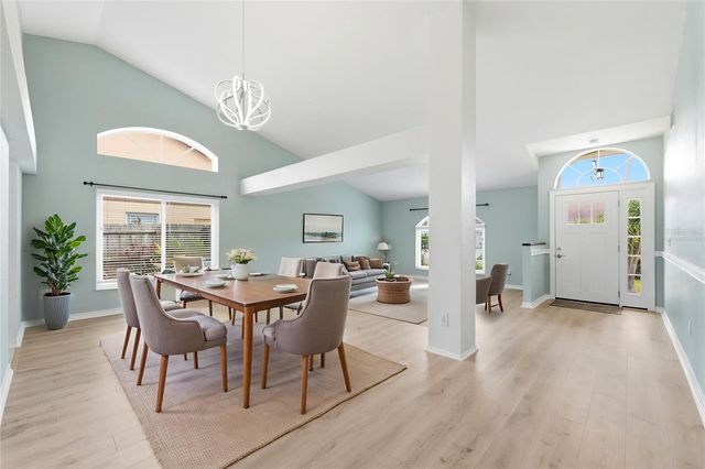 11421 GLENMONT DRIVE, Tampa, FL 33635