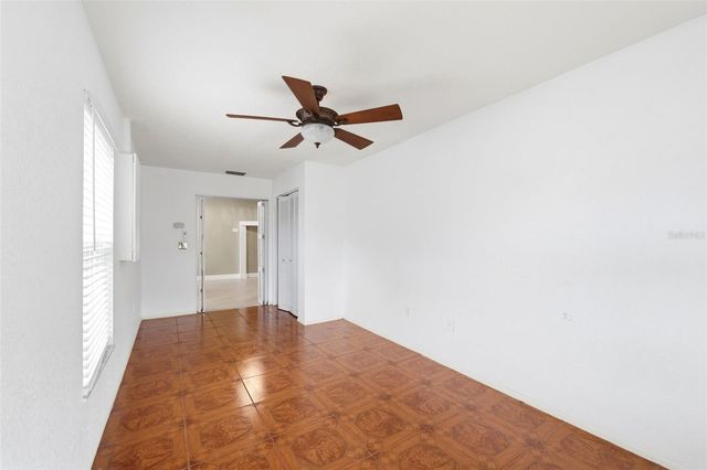 11421 GLENMONT DRIVE, Tampa, FL 33635