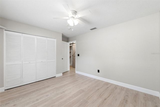 11421 GLENMONT DRIVE, Tampa, FL 33635