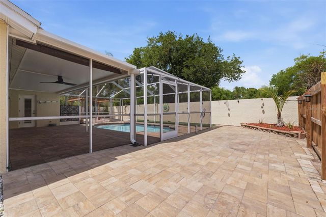 11421 GLENMONT DRIVE, Tampa, FL 33635