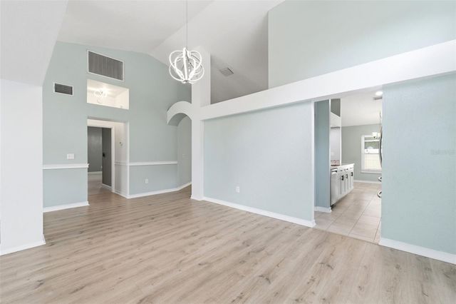 11421 GLENMONT DRIVE, Tampa, FL 33635