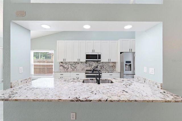 11421 GLENMONT DRIVE, Tampa, FL 33635