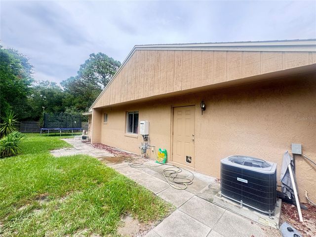 304 SHADOW OAK DRIVE, Casselberry, FL 32707