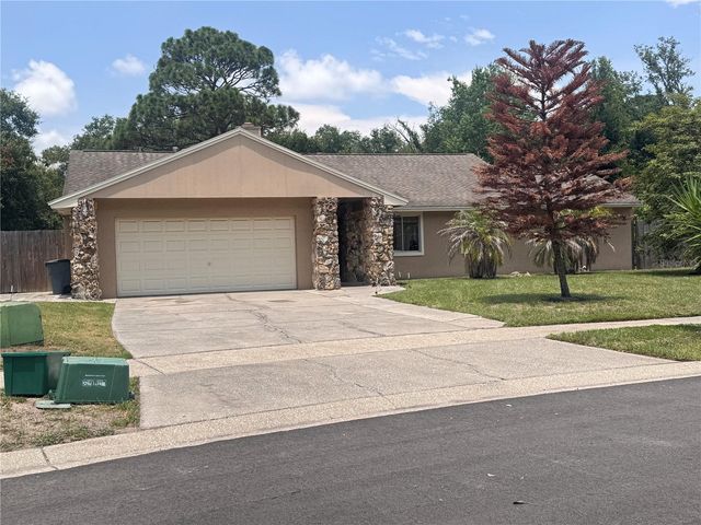 304 SHADOW OAK DRIVE, Casselberry, FL 32707