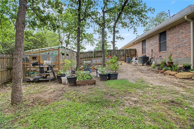1221 Ebbtide Cove, College Station, TX 77845