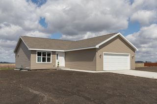 214 4th Place, Claremont, MN 55924