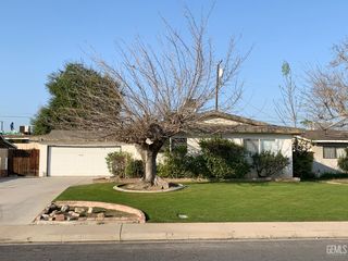 916 Alandale Avenue, Bakersfield, CA 93308