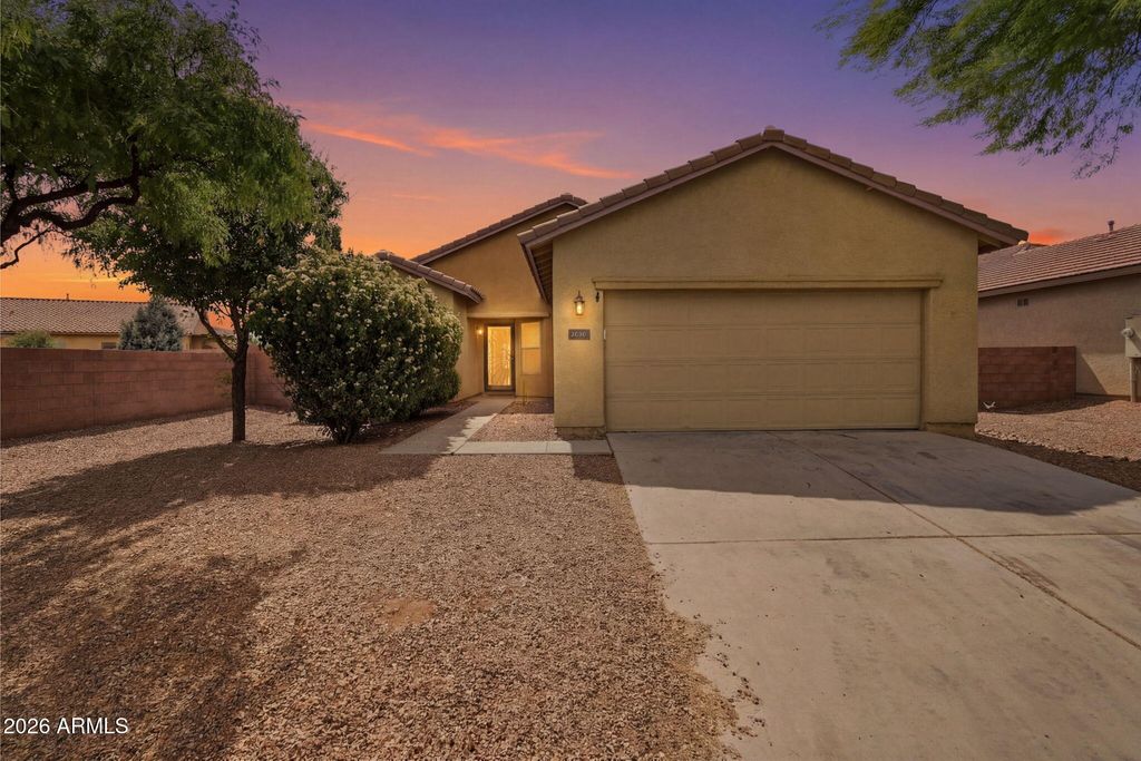 2090 W Cave Cotton Loop, Benson, AZ 85602