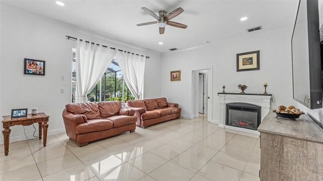 6726 HARTSWORTH DRIVE, Lakeland, FL 33813