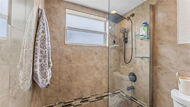 6726 HARTSWORTH DRIVE, Lakeland, FL 33813