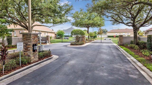 6726 HARTSWORTH DRIVE, Lakeland, FL 33813