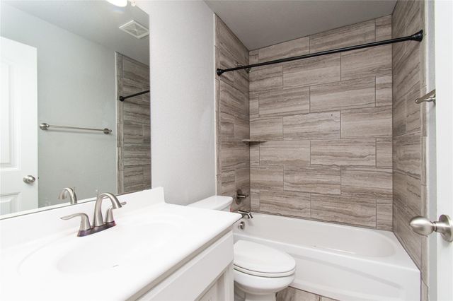 2909 Crystal Ann DR, Temple, TX 76502