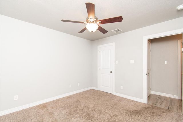 2909 Crystal Ann DR, Temple, TX 76502