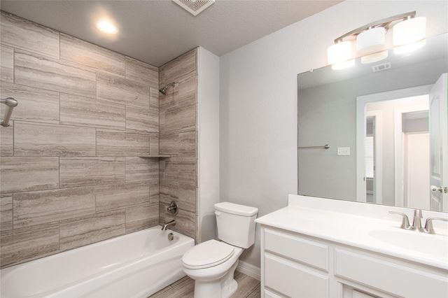 2909 Crystal Ann DR, Temple, TX 76502