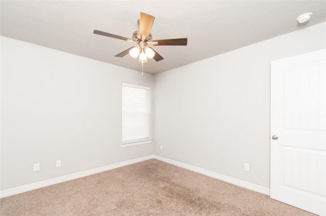 2909 Crystal Ann DR, Temple, TX 76502