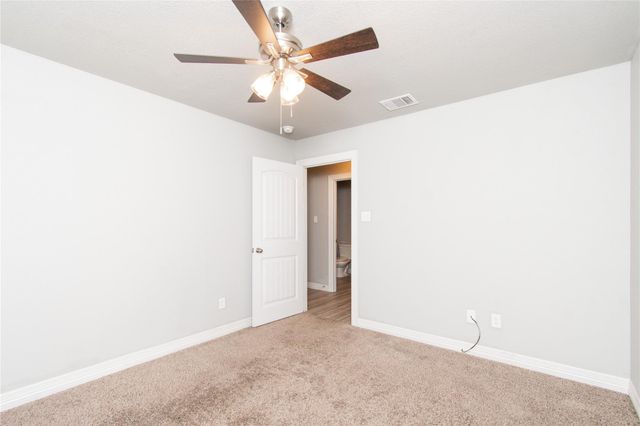 2909 Crystal Ann DR, Temple, TX 76502