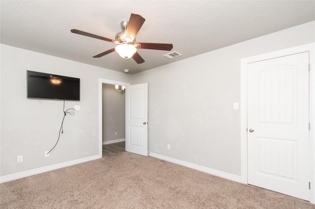 2909 Crystal Ann DR, Temple, TX 76502