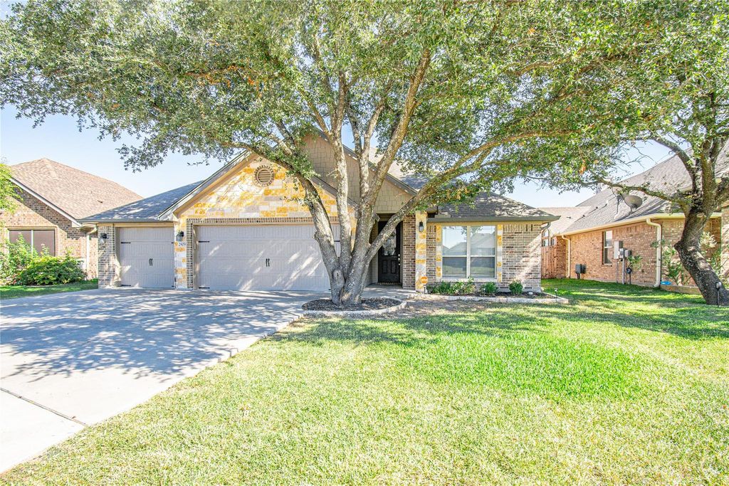 2909 Crystal Ann DR, Temple, TX 76502