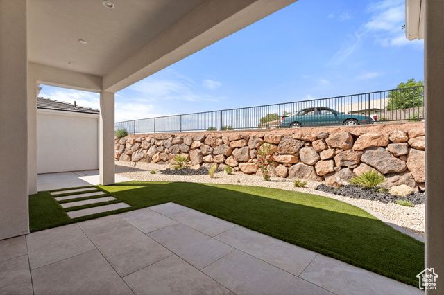 1043 N FALCON VW, Hurricane, UT 84737