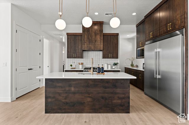 1043 N FALCON VW, Hurricane, UT 84737