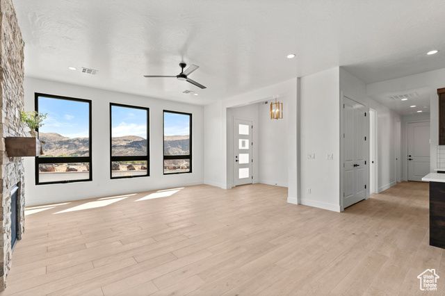 1043 N FALCON VW, Hurricane, UT 84737