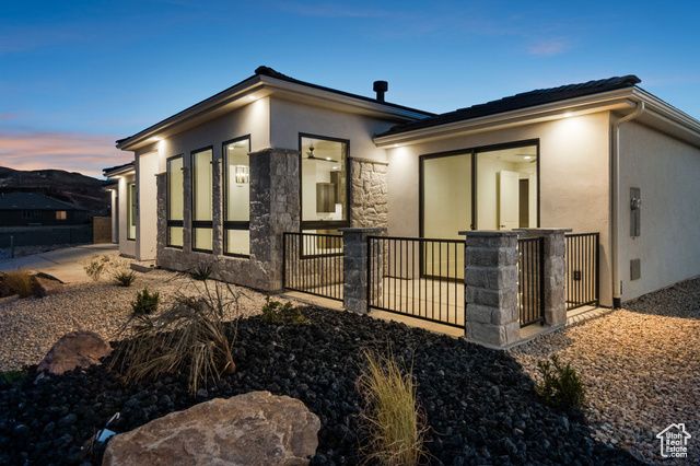 1043 N FALCON VW, Hurricane, UT 84737