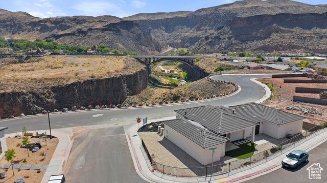 1043 N FALCON VW, Hurricane, UT 84737