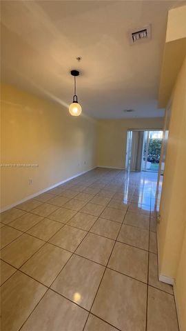 2028 NE 167th St 3-153, North Miami Beach, FL 33162