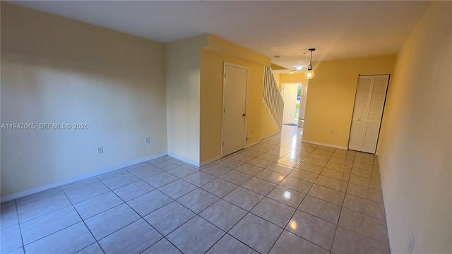 2028 NE 167th St 3-153, North Miami Beach, FL 33162