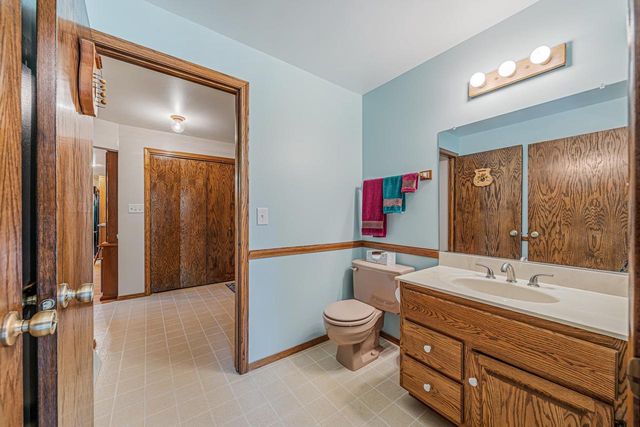 3225 S SCARLET OAK LANE, Appleton, WI 54915