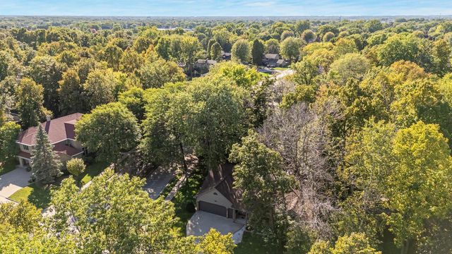 3225 S SCARLET OAK LANE, Appleton, WI 54915