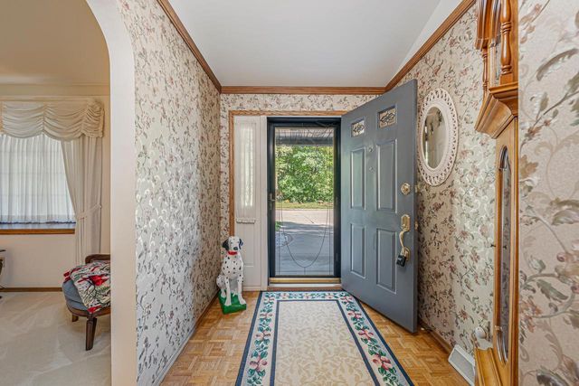 3225 S SCARLET OAK LANE, Appleton, WI 54915