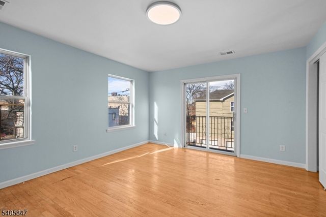 219 Clinton Pl, Newark City, NJ 07112