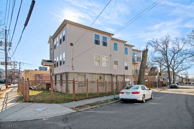 219 Clinton Pl, Newark City, NJ 07112