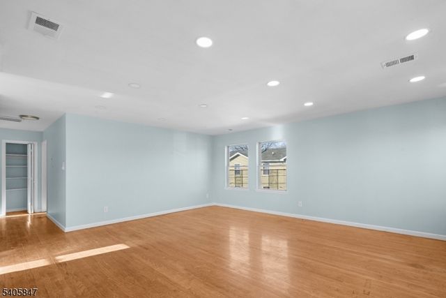 219 Clinton Pl, Newark City, NJ 07112