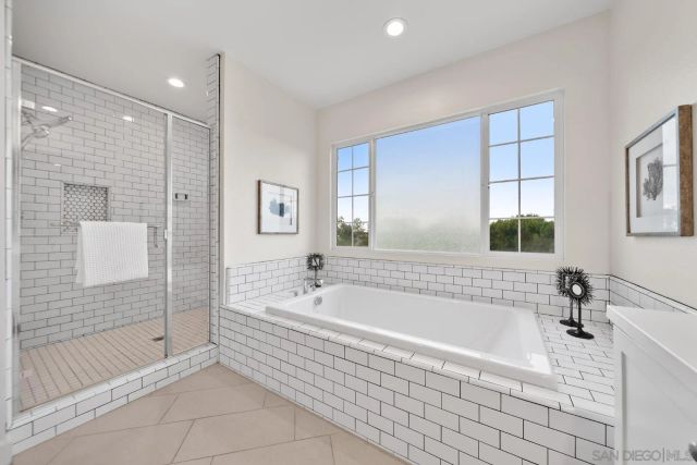 8304 The Grant Place, Bonita, CA 91902