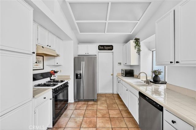 29702 Eagle Crest Avenue, Murrieta, CA 92563