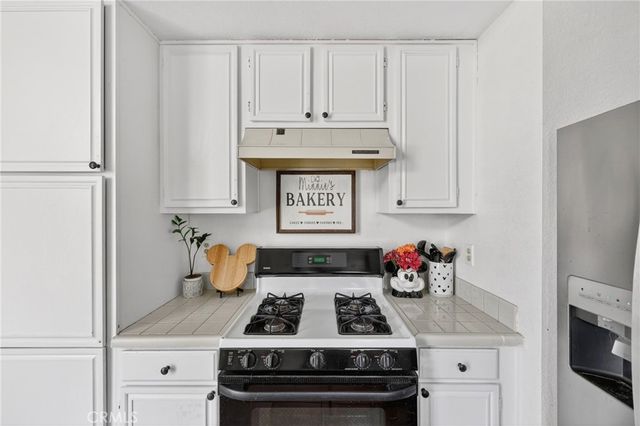 29702 Eagle Crest Avenue, Murrieta, CA 92563